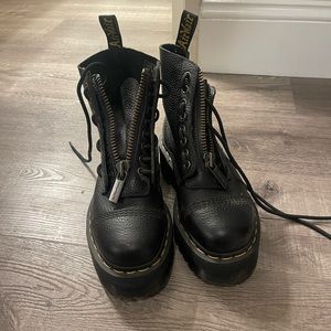 Dr. Martens women’s